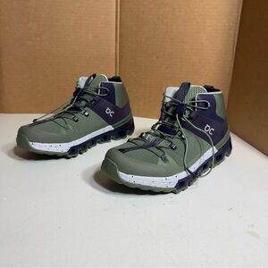 On Cloudtrax Swiss Engineering Women's 8.5 Hiking Boot/Sneaker, Green, Excellent